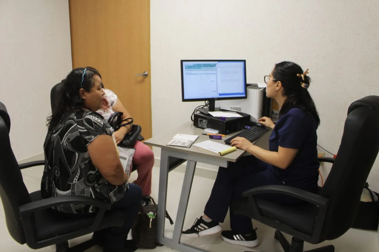 Comienzan especialistas a consultar en el nuevo hospital IMSS en Juárez