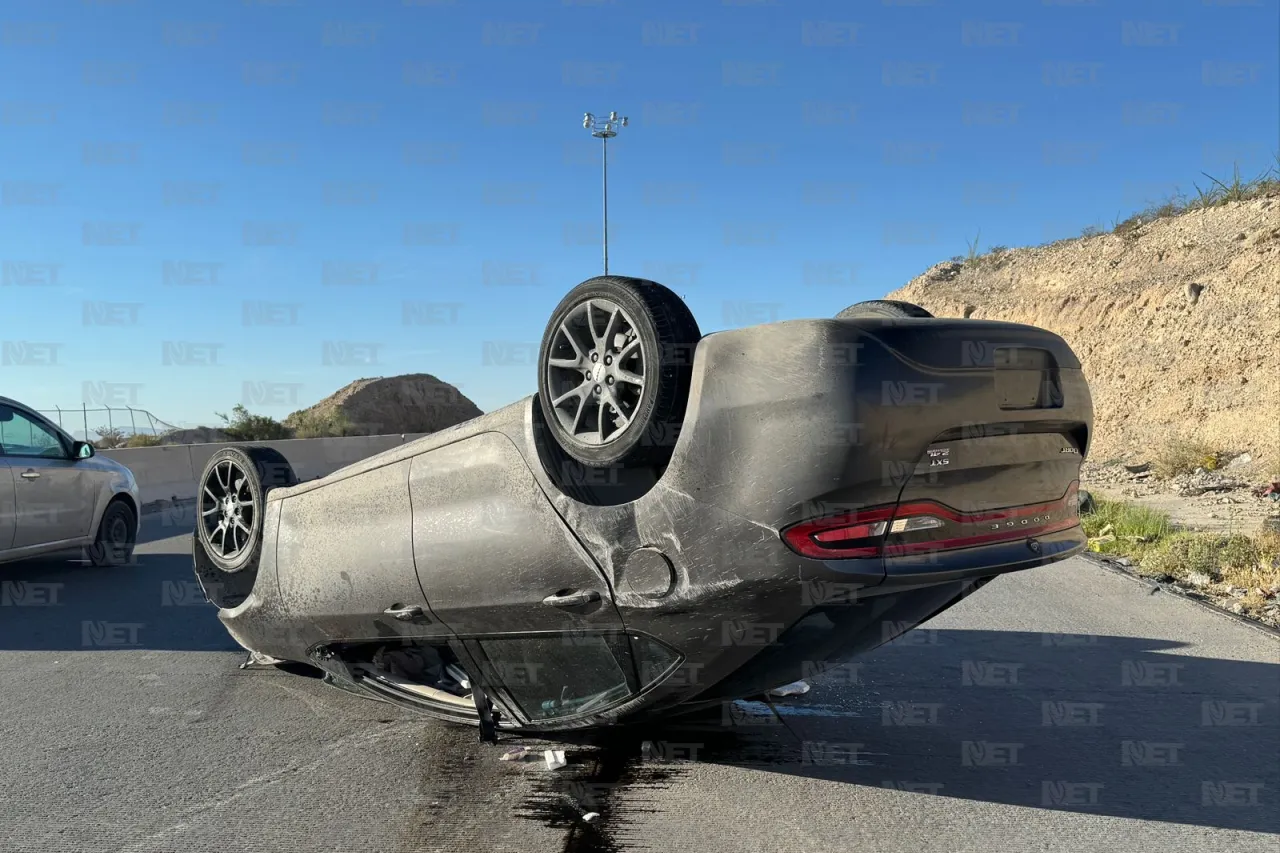 Video: Termina volcado en el Camino Real