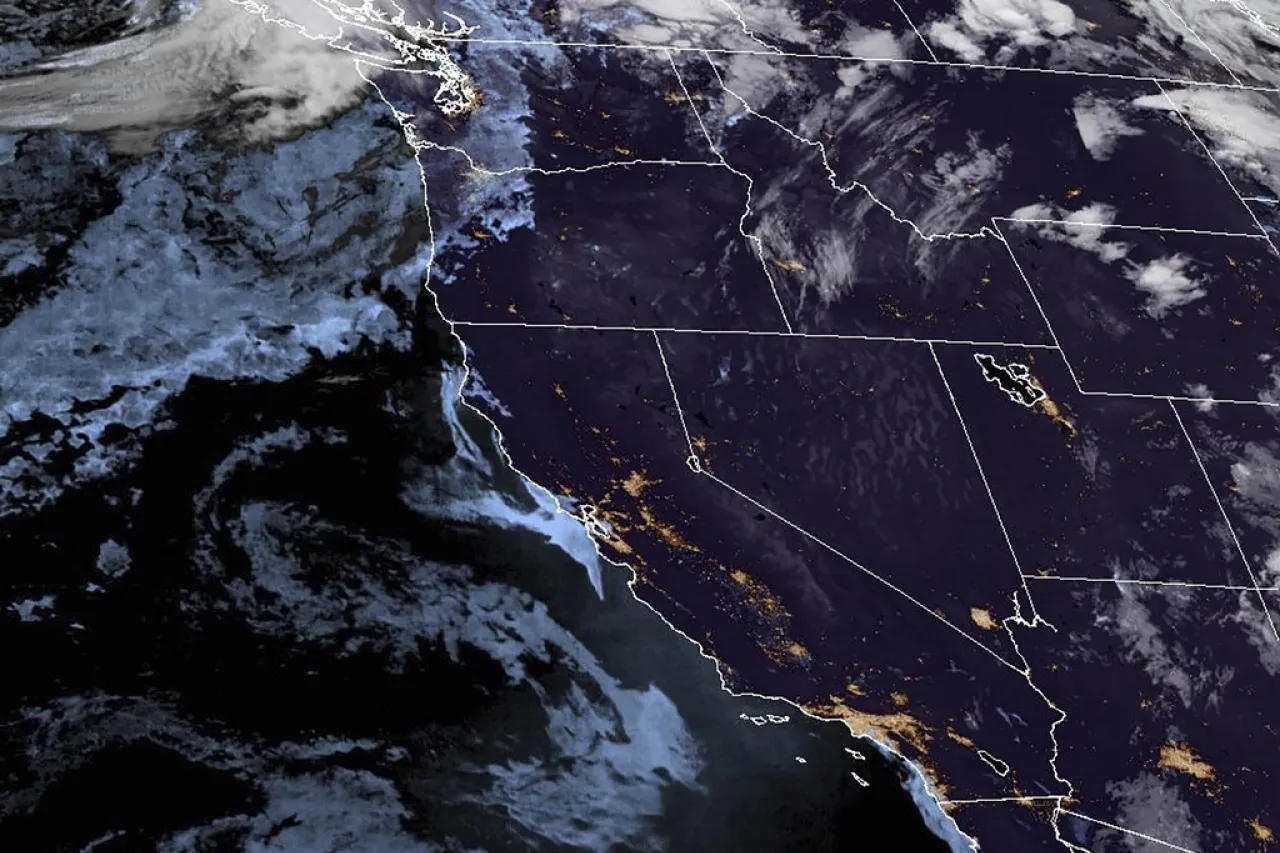 Se forma tormenta tropical Hone en el Pacífico central