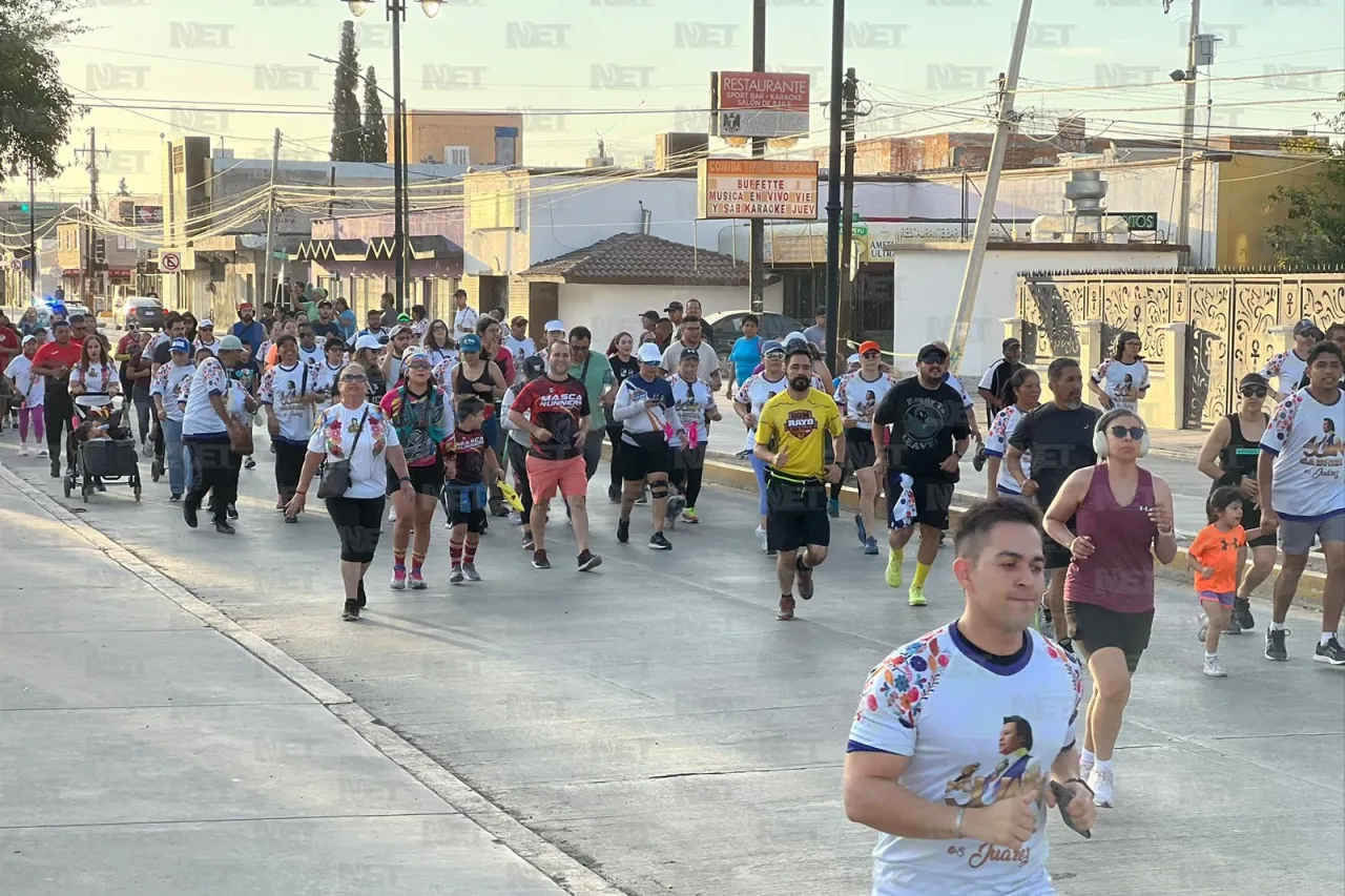 Participaron 2 mil personas en tercera carrera Juan Gabriel