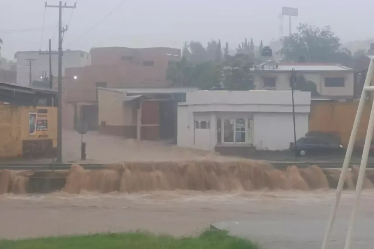 Alerta Protección Civil por fuertes lluvias en el Estado por sistema frontal