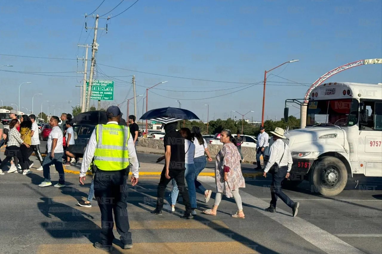 Aumenta tráfico frente a la X por informe de alcalde