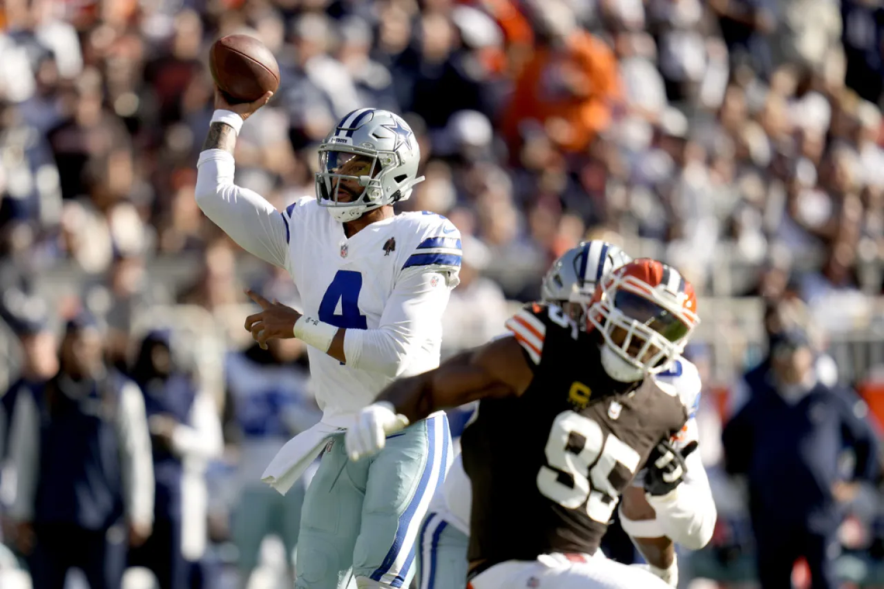 Dak Prescott lidera a Cowboys a triunfo sobre Browns