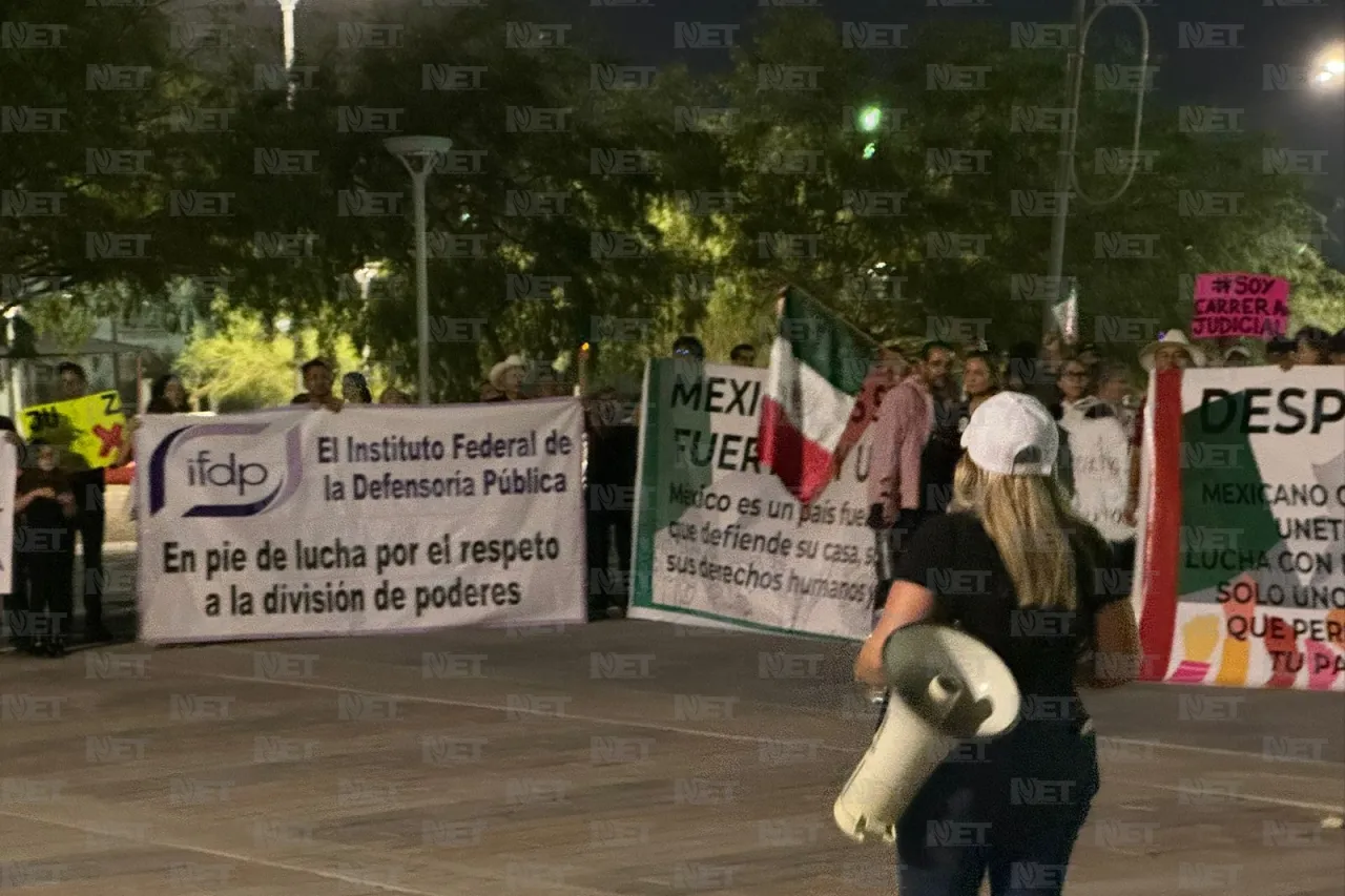 Marchan en defensa del Poder Judicial de la Federación