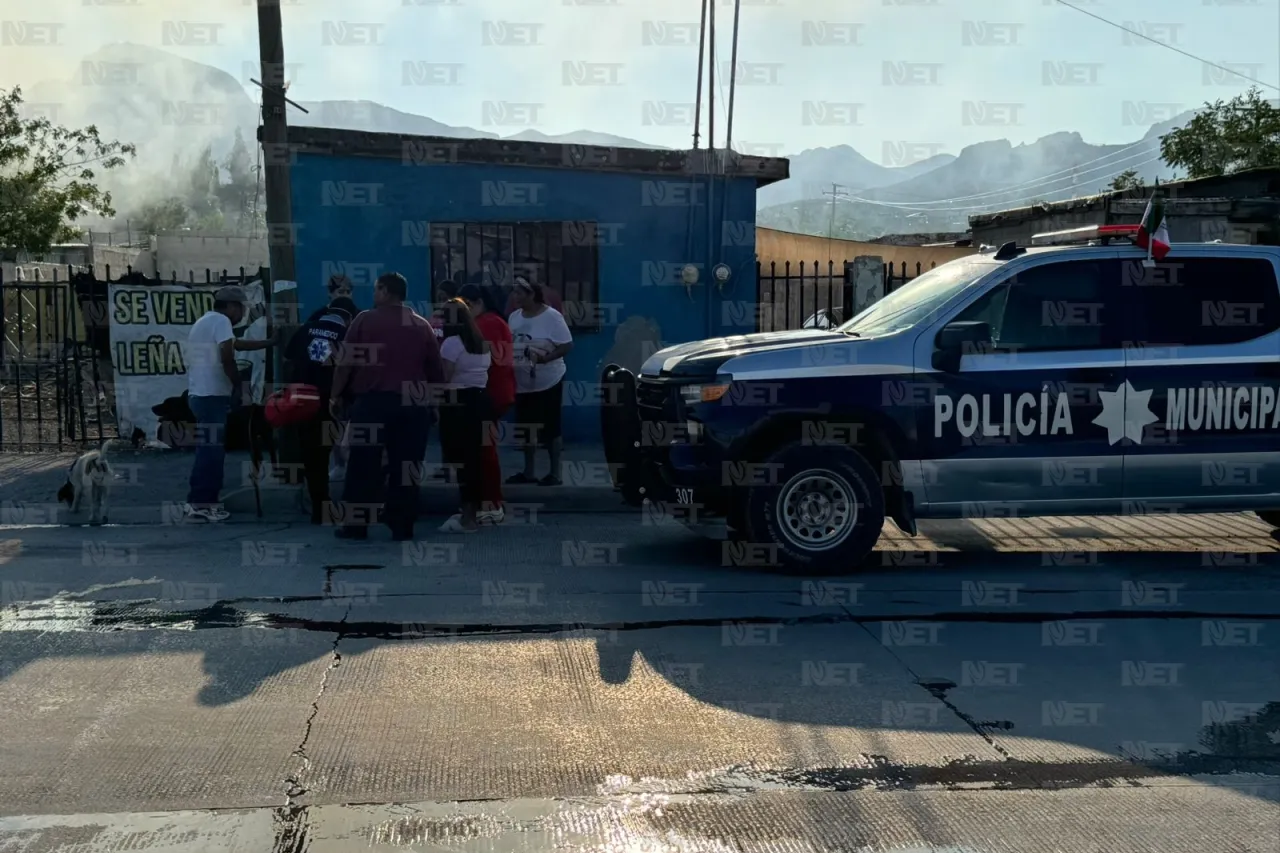 Se incendia bodega con solventes en la colonia Libertad; llamas alcanzan casa