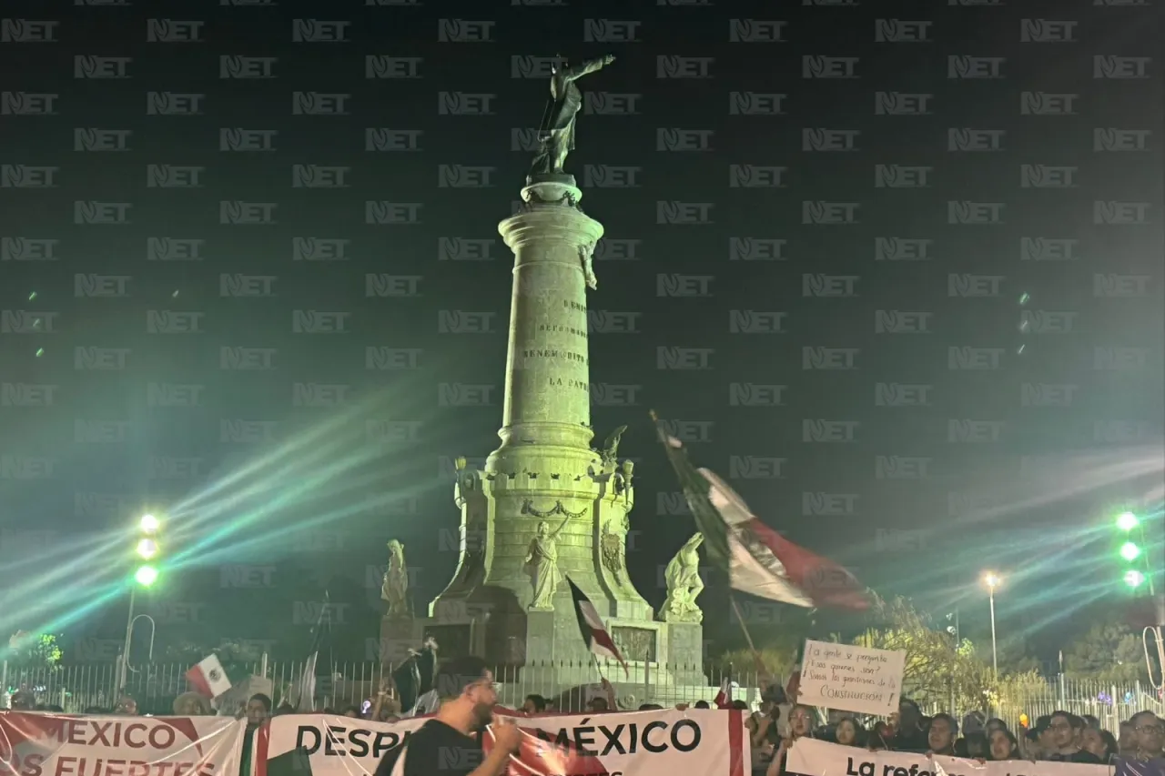 Marchan en defensa del Poder Judicial de la Federación