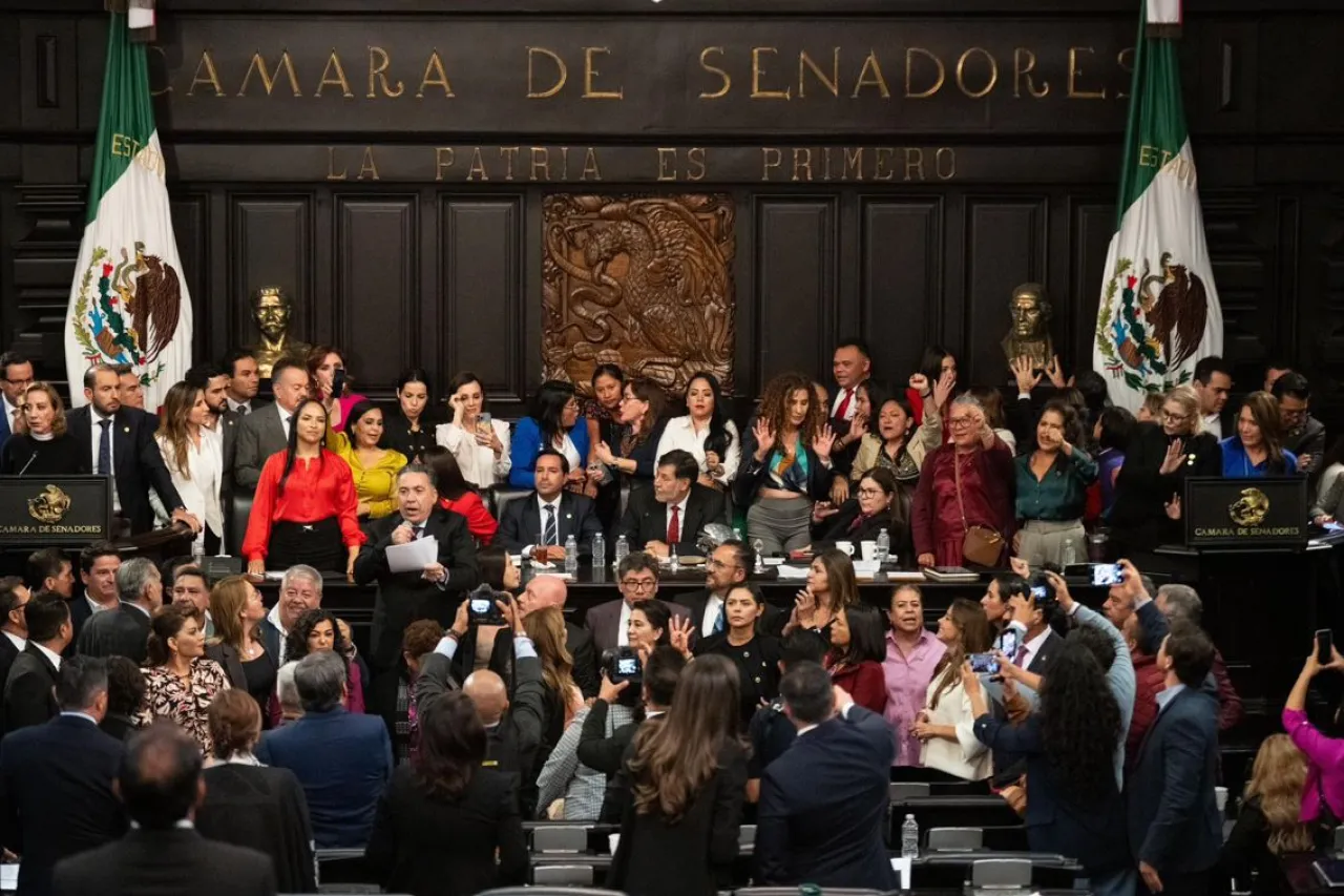 Pasada la medianoche, se aprueba la reforma judicial en el Senado