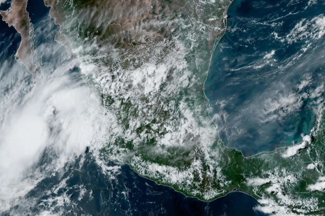 Se forma la tormenta tropical Ileana en el Pacífico mexicano