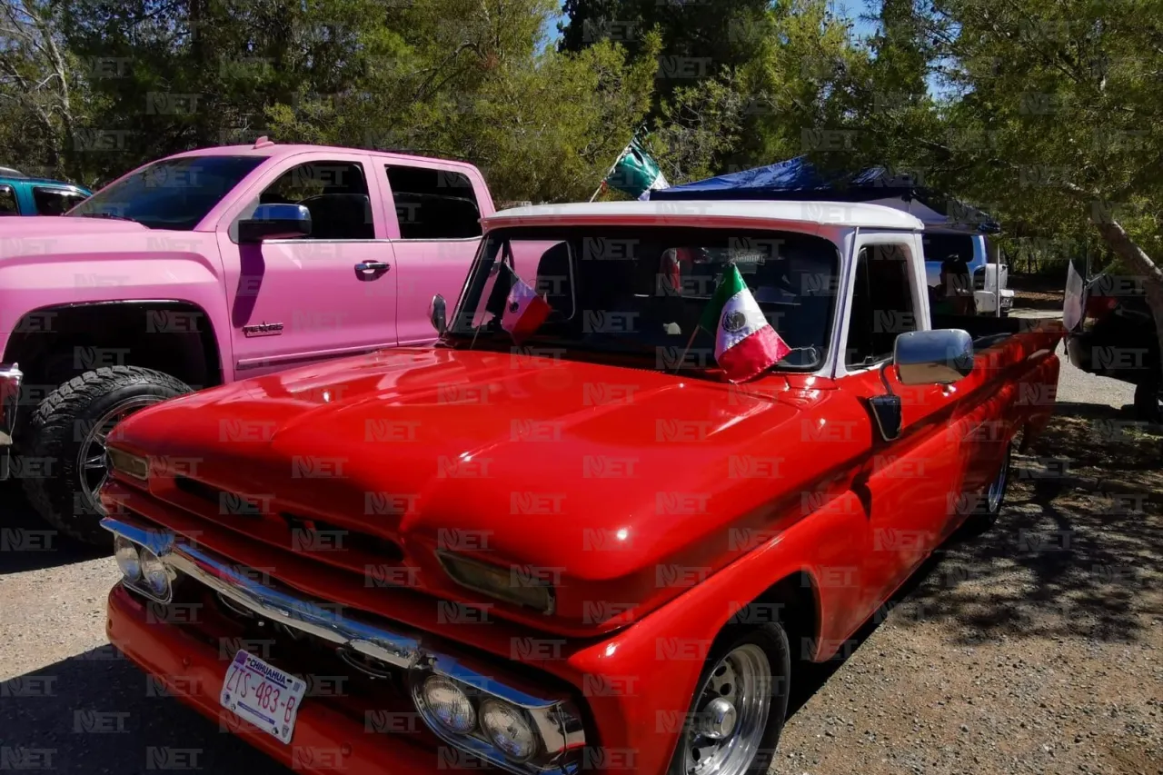 El Chamizal se pone ‘mexa’; clubes de autos hacen el ‘Cruisin patrio’