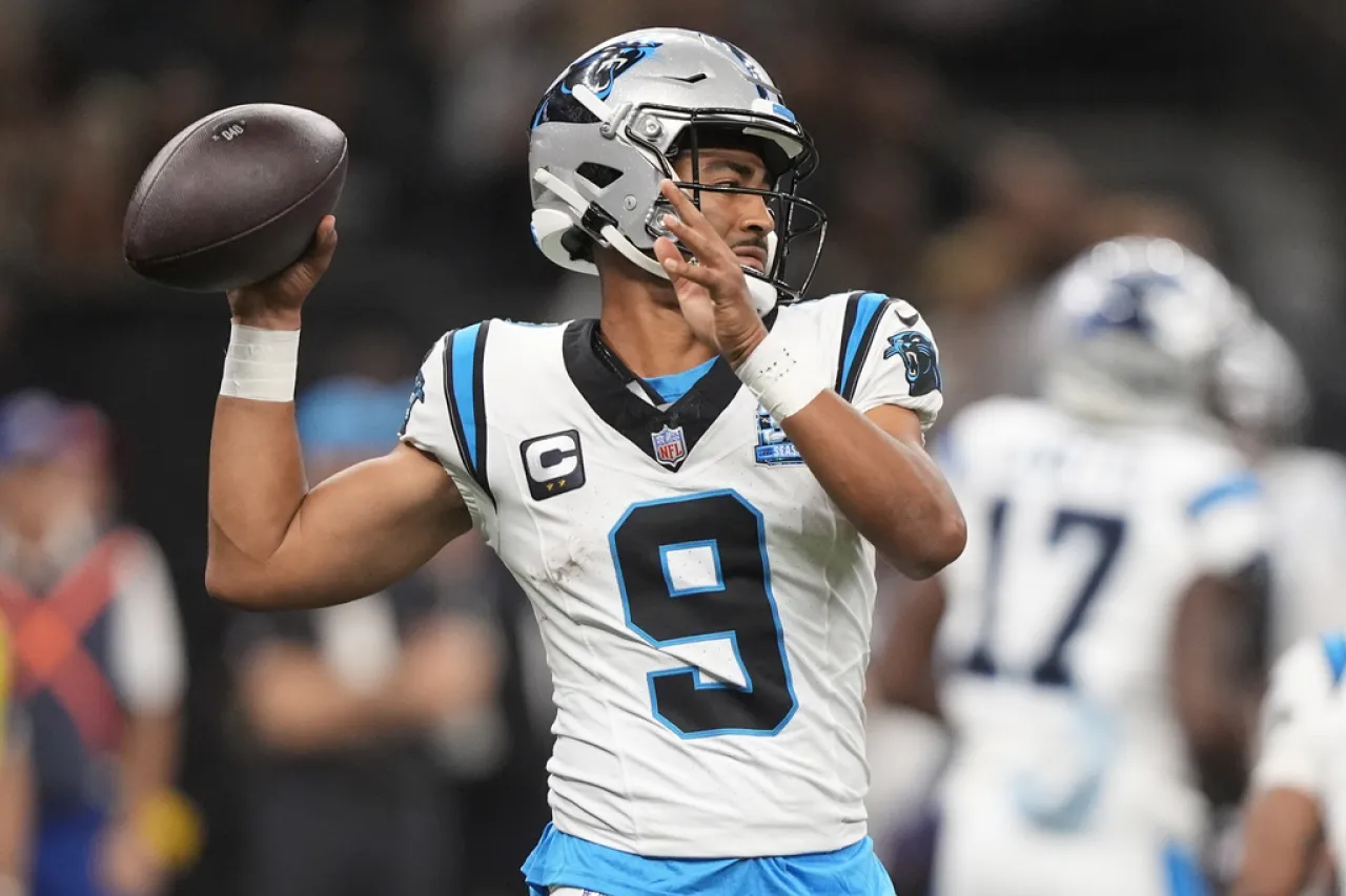 Pierde Bryce Young la titularidad como QB de Panthers