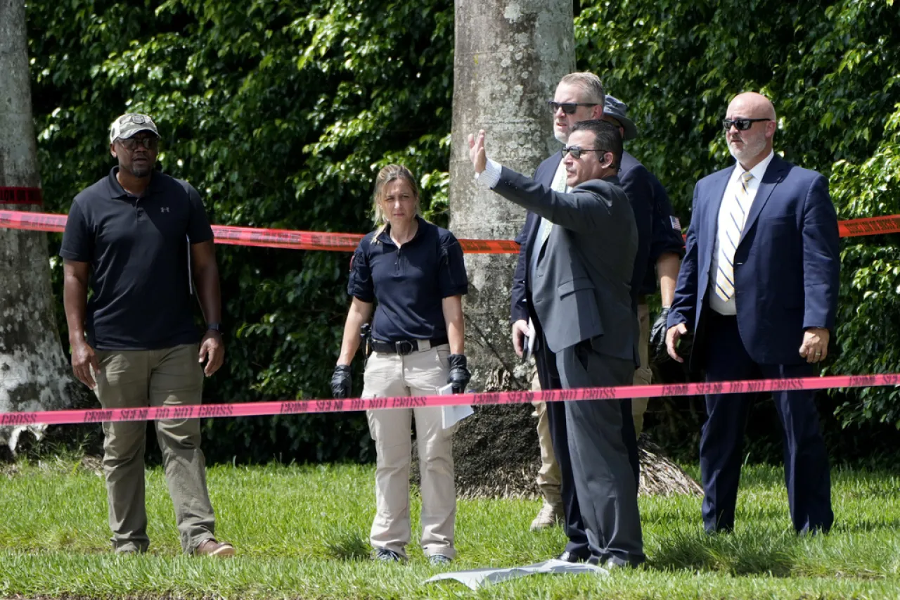 Sospechoso de atentado contra Trump estuvo cerca de campo de golf por 12 horas