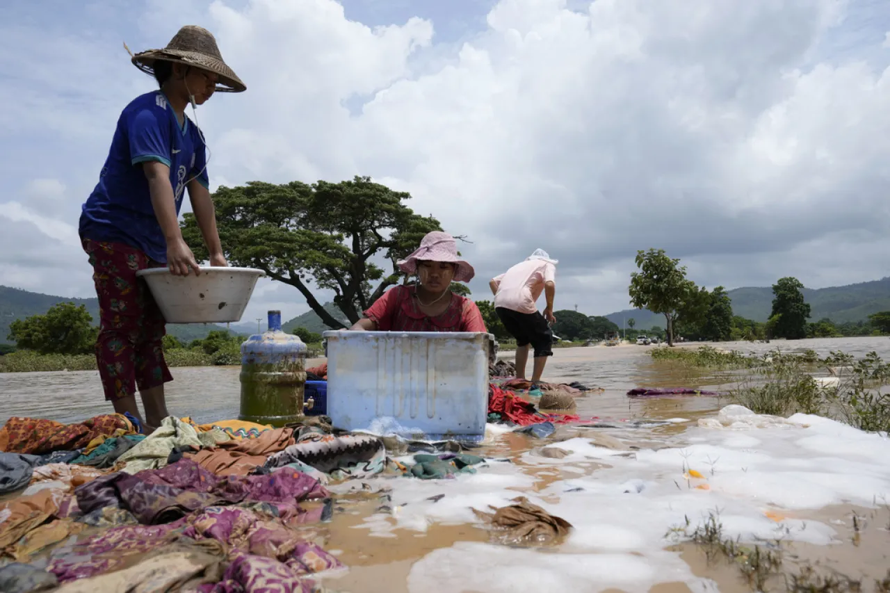 El paso del tifón Yagi deja más de 220 muertos en Myanmar