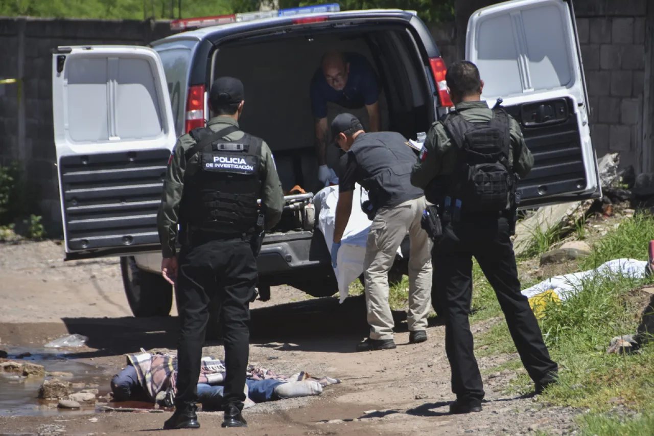 Disputa entre facciones del Cártel de Sinaloa deja más de 30 muertos