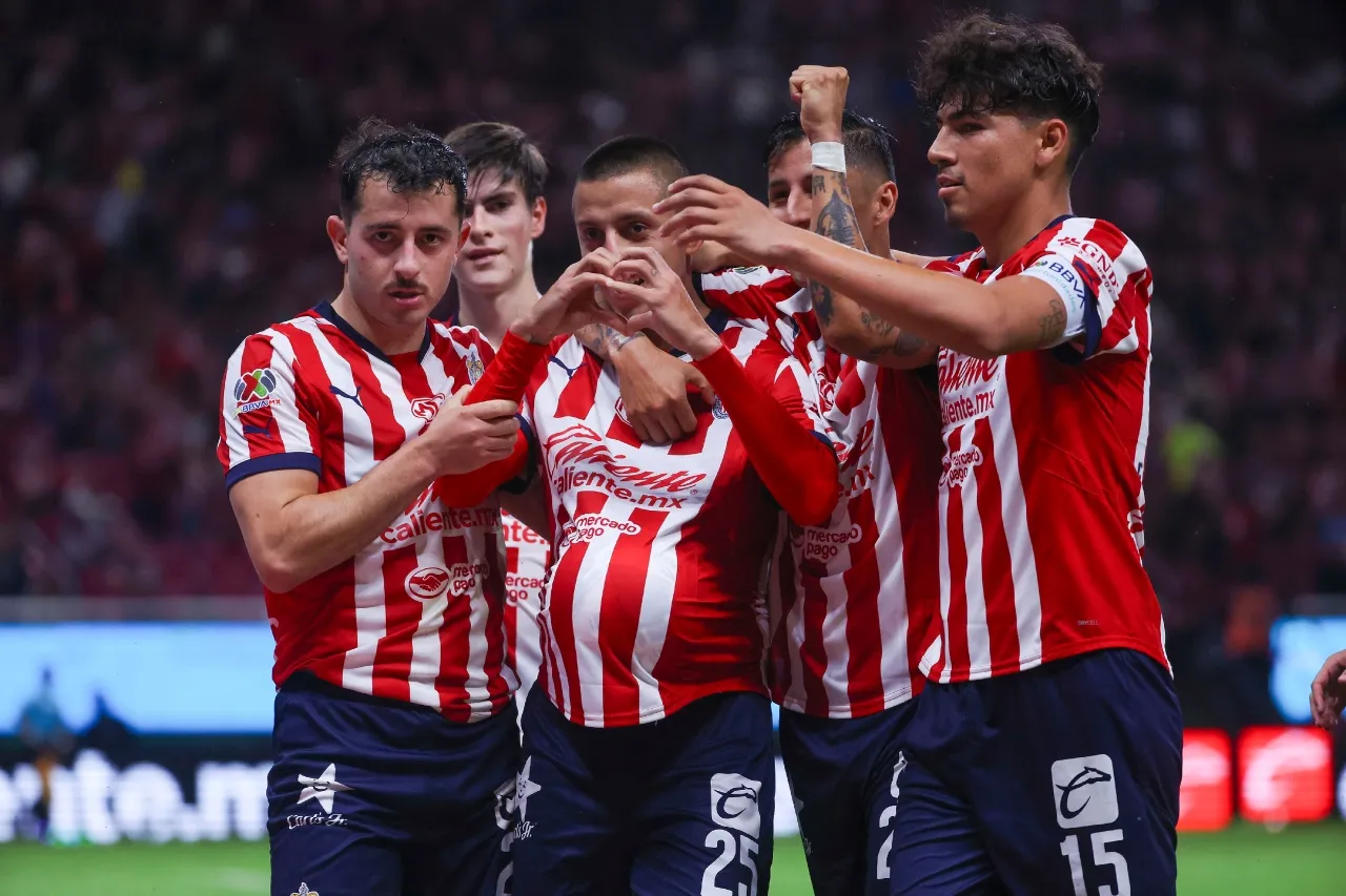 Chivas vence a León y retoma la senda del triunfo