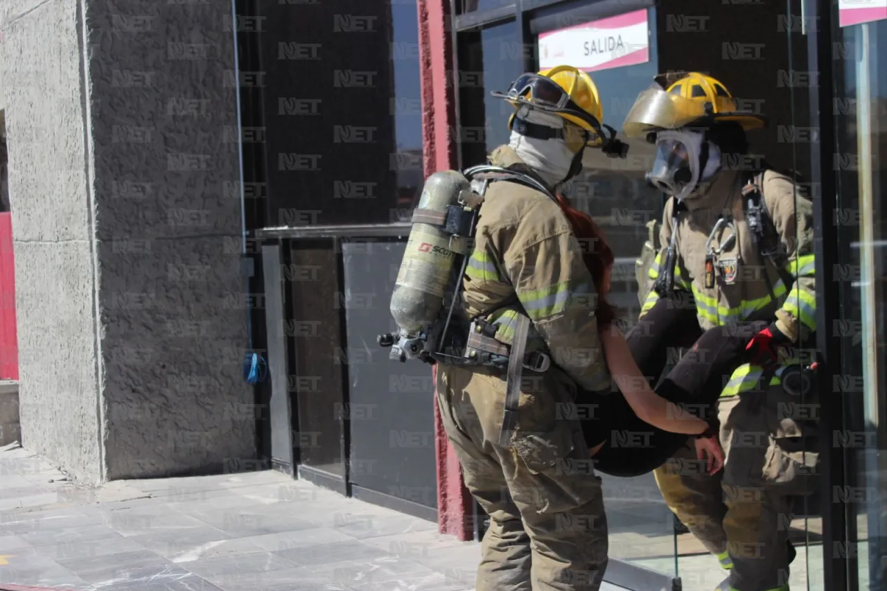 Realizan simulacro de sismo en Presidencia Municipal de Juárez