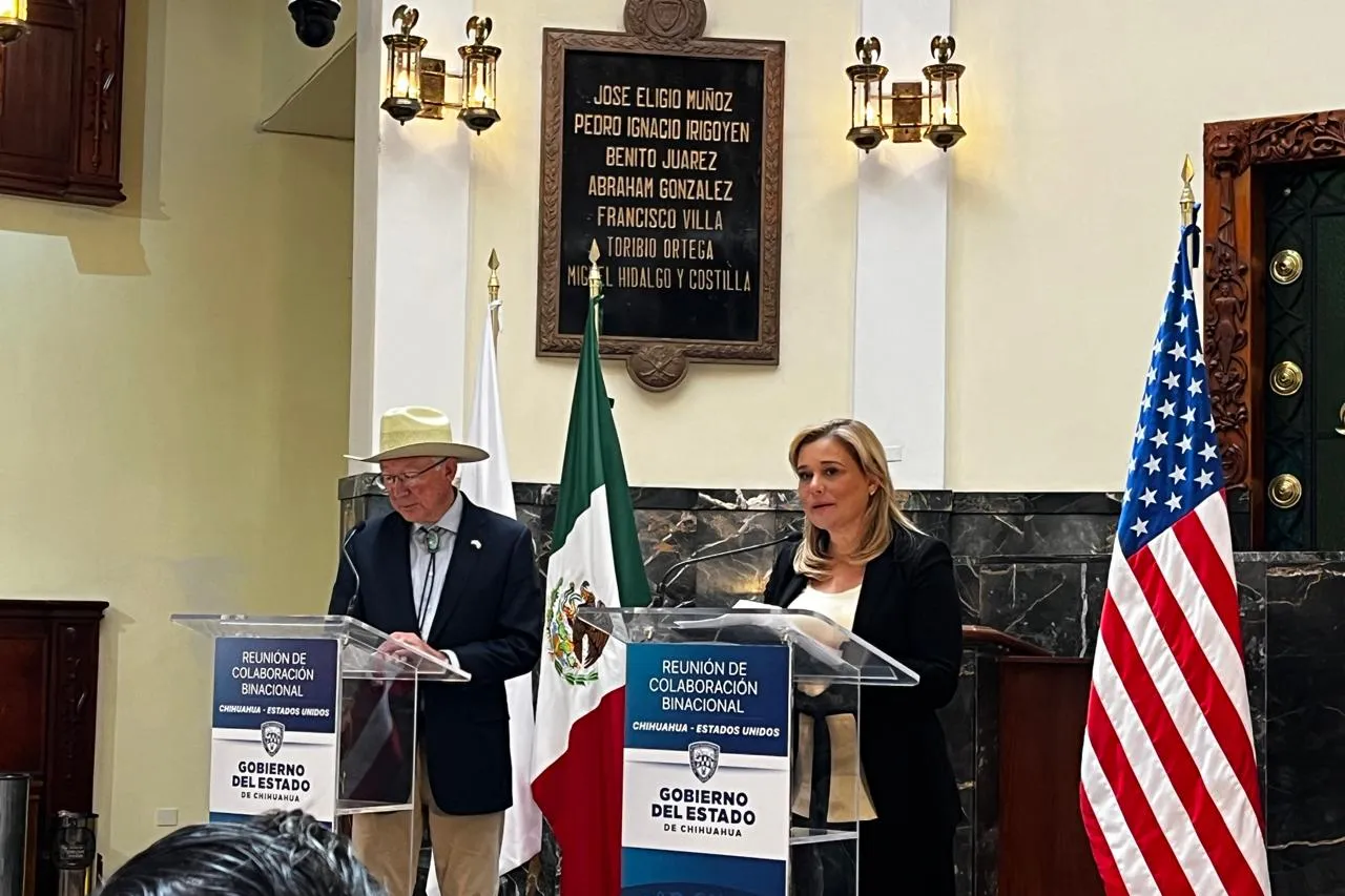 Reafirma Ken Salazar compromiso de EU con Chihuahua