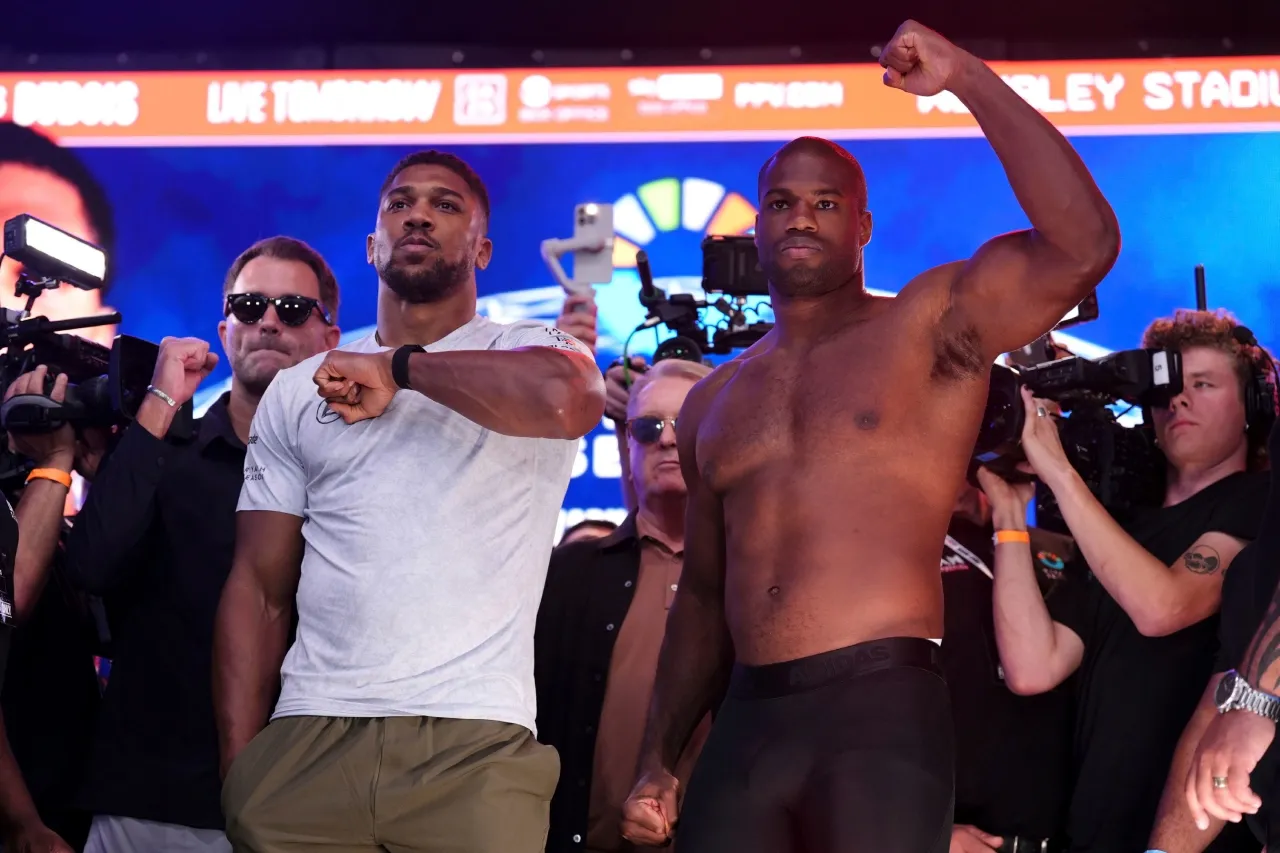 Entrenador de Dubois espera acompañarlo en la esquina en pelea ante Joshua