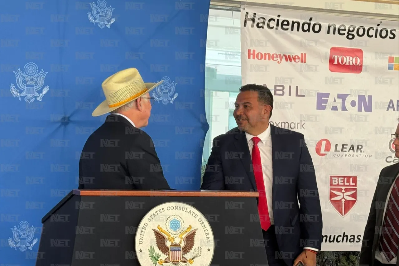 Buscará EU expandir la industria en Juárez: Ken Salazar