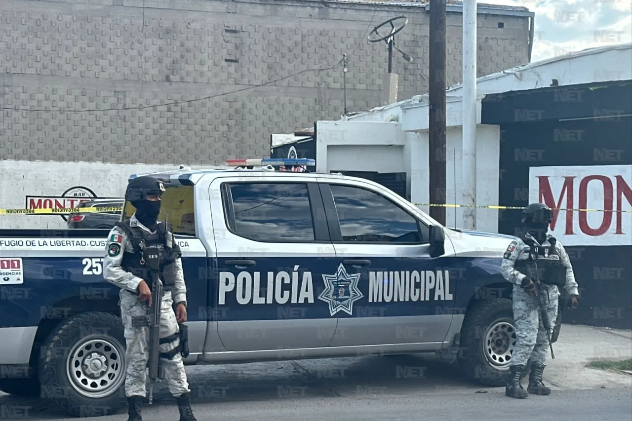 Asesinan a mujer al interior de bar