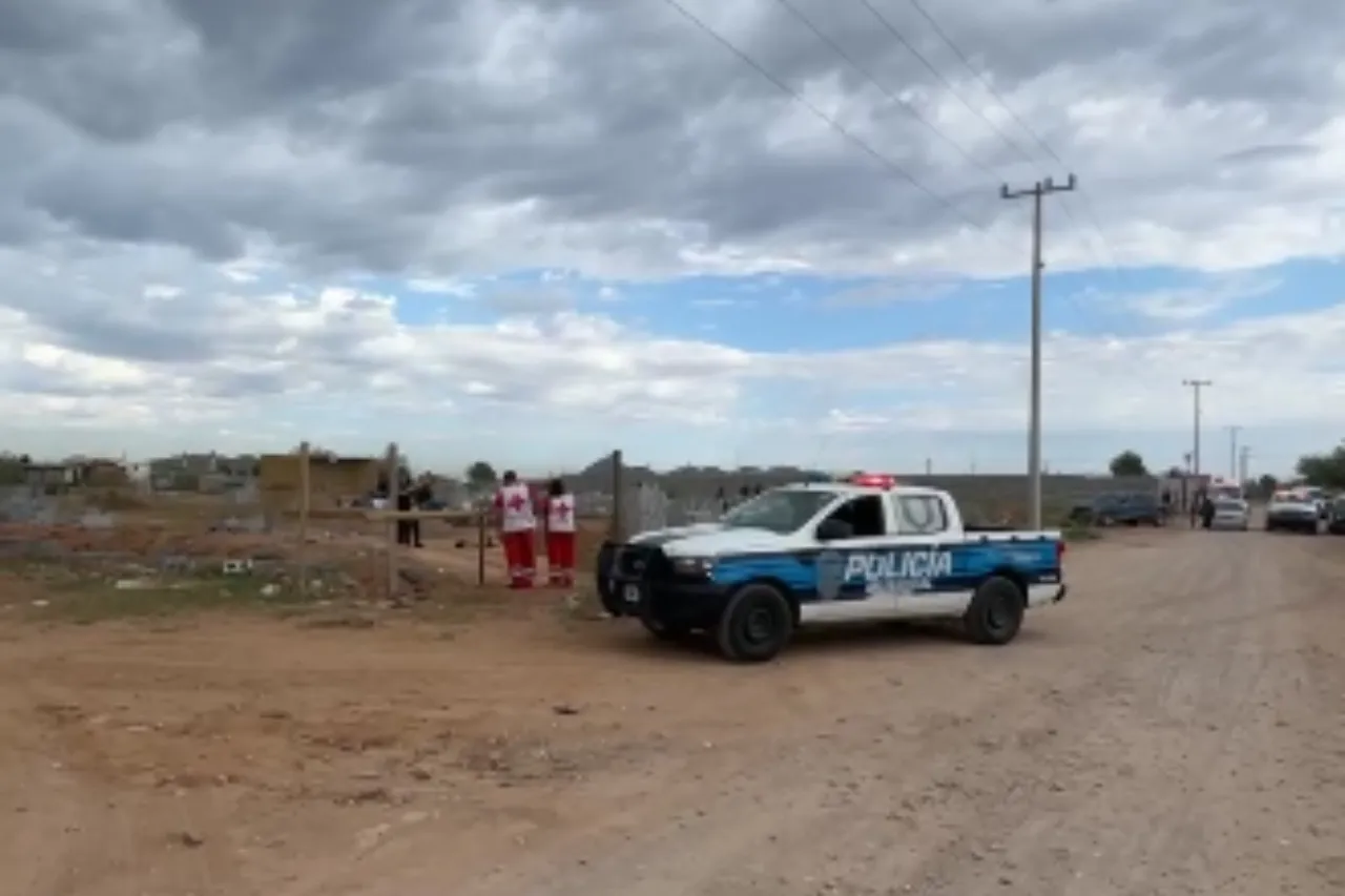 Encuentran a hombre asesinado en una construcción