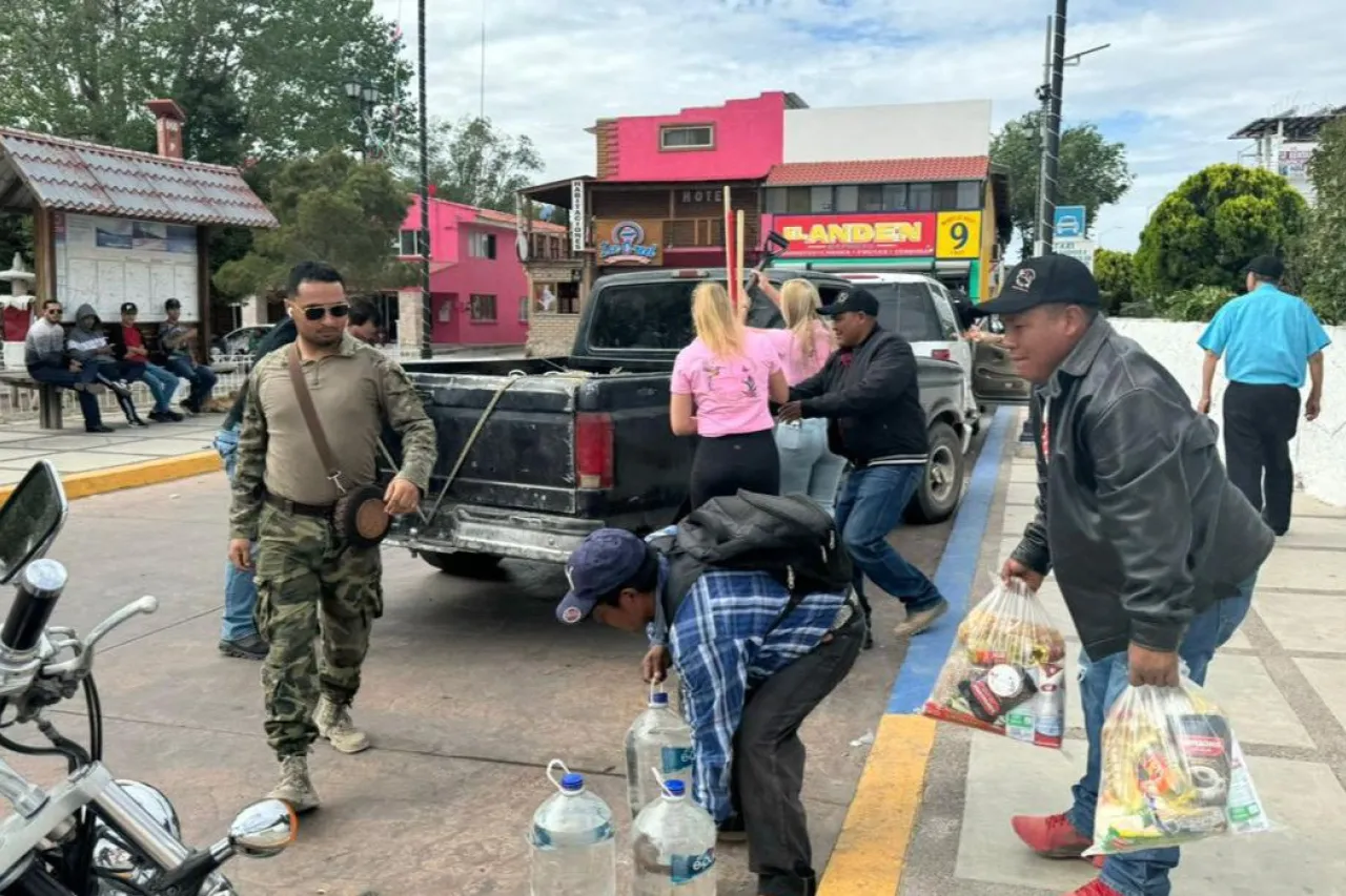 Apoya fundación juarense a brigadistas en la sierra