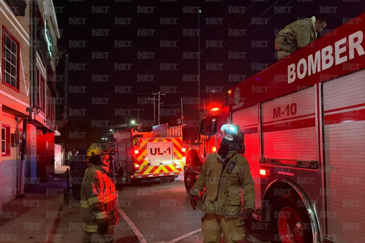 Problemas en la cocina les causa incendio en el bar Asenzo