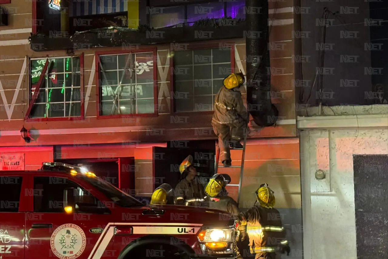 Problemas en la cocina les causa incendio en el bar Asenzo