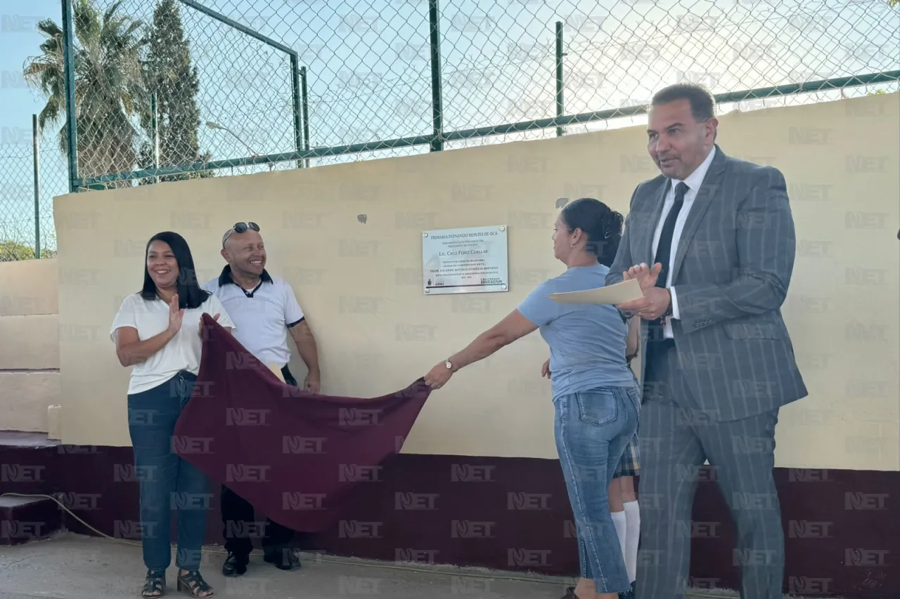 Entrega Municipio rehabilitación de primaria Fernando Montes de Oca