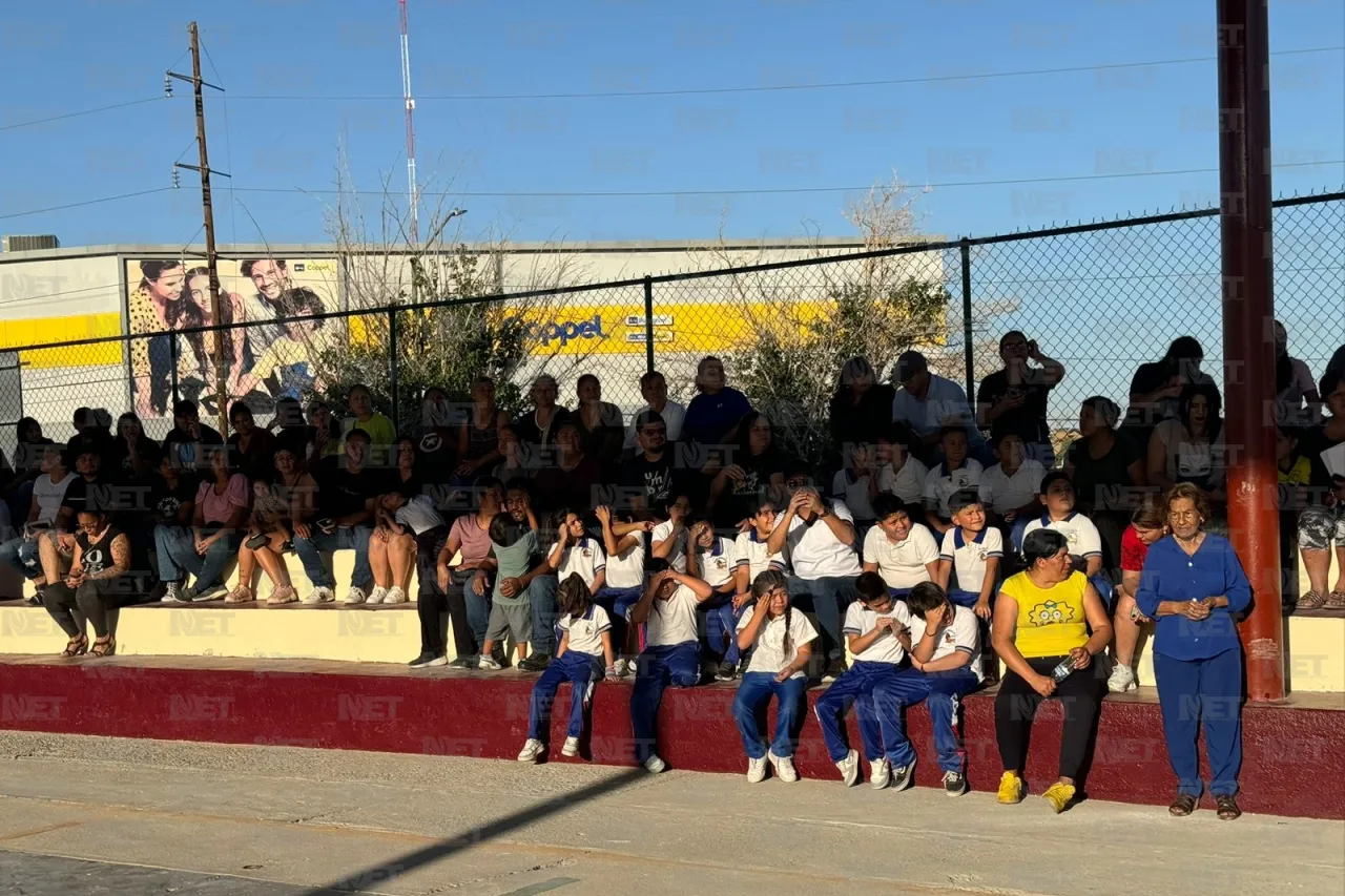 Entrega Municipio rehabilitación de primaria Fernando Montes de Oca