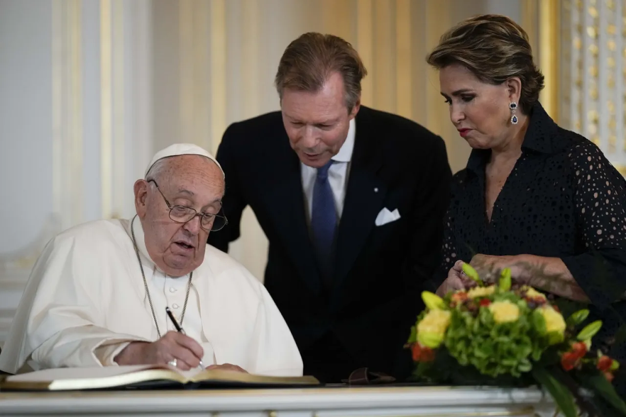 El Papa se dirige a Luxemburgo y Bélgica