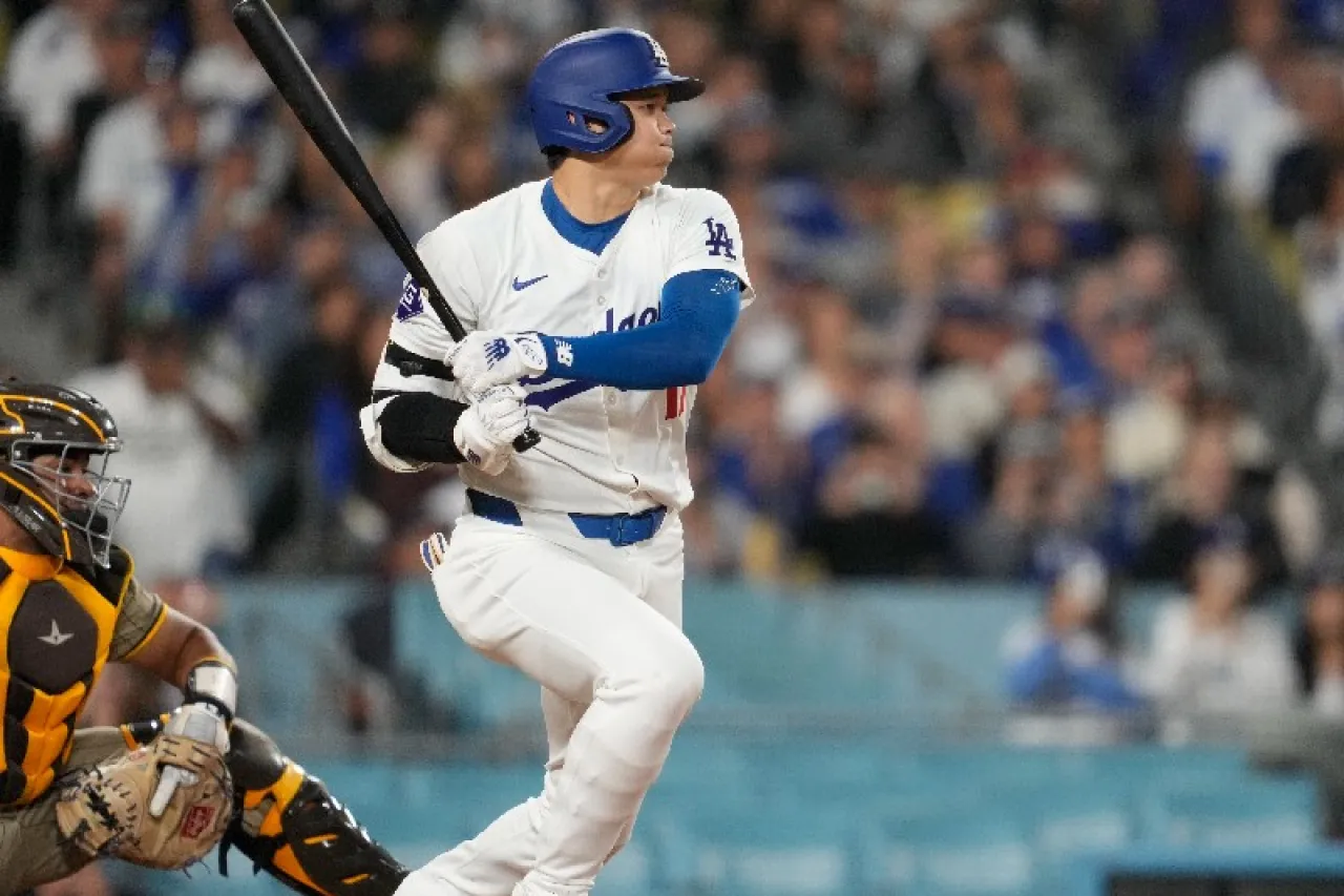 Dodgers le gana a Padres y se queda a un juego del título divisional