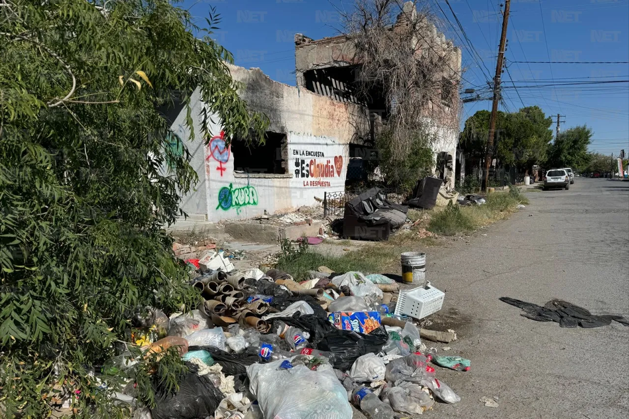 Denuncian vecinos tiradero clandestino en El Barreal