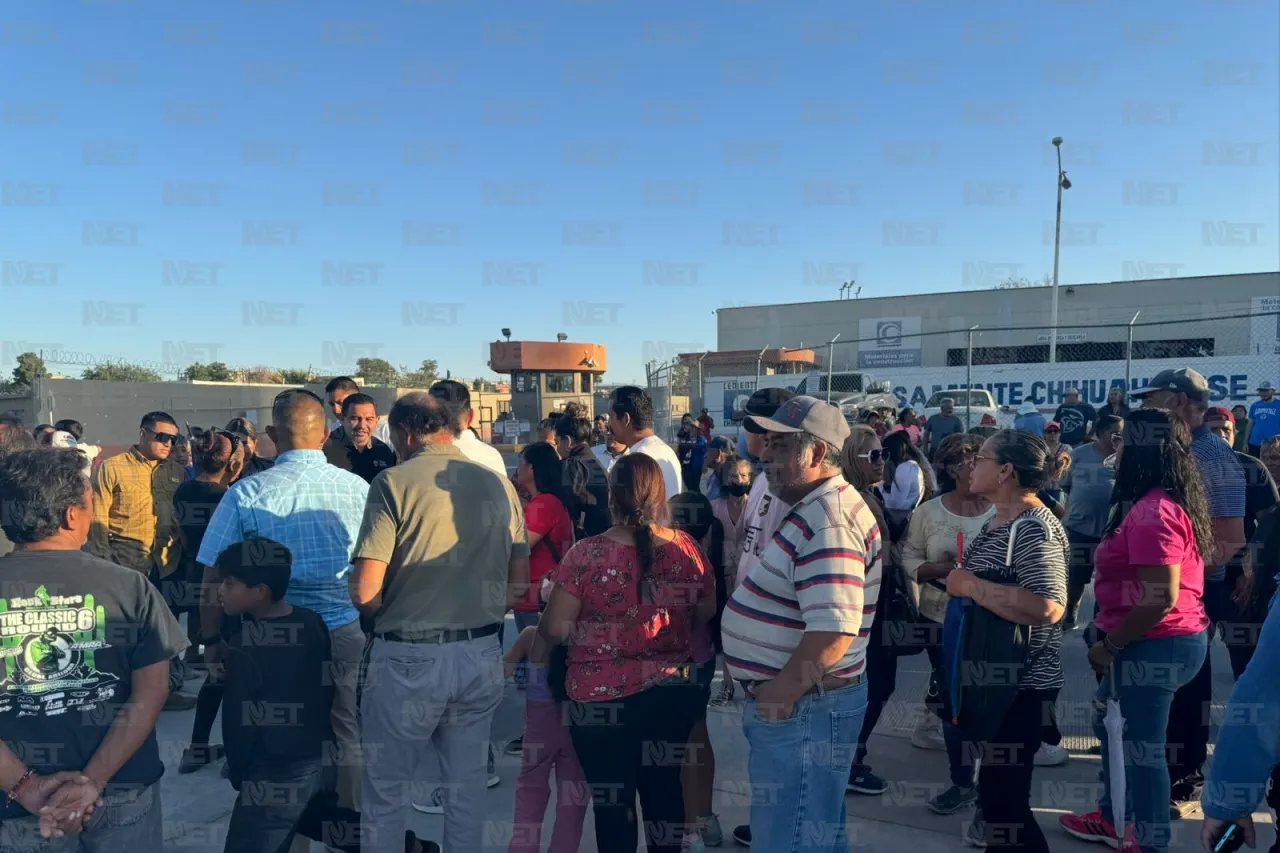 'Se ve, se siente, Cruz está presente'; entrega alcalde calle pavimentada