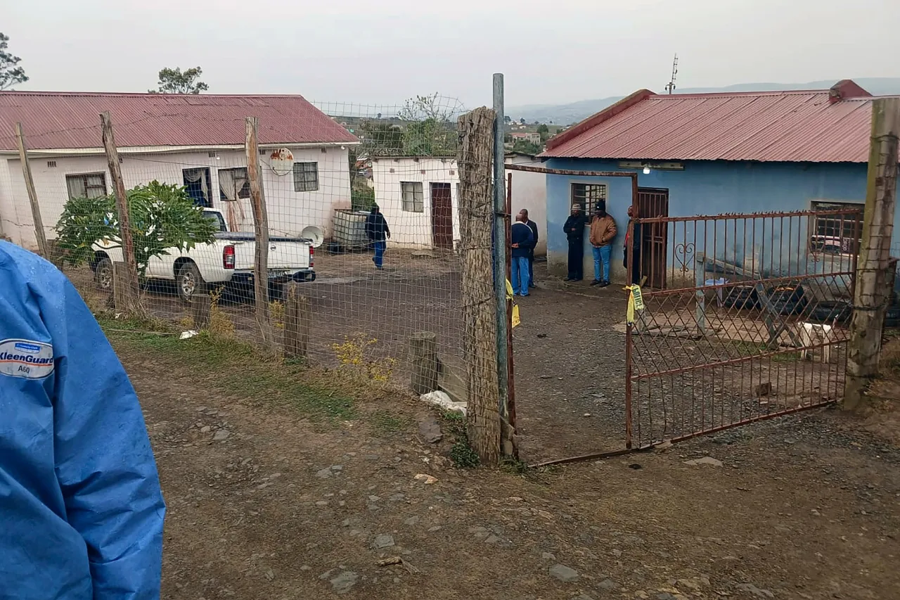 Dos tiroteos en una misma calle de Sudáfrica dejan 17 muertos