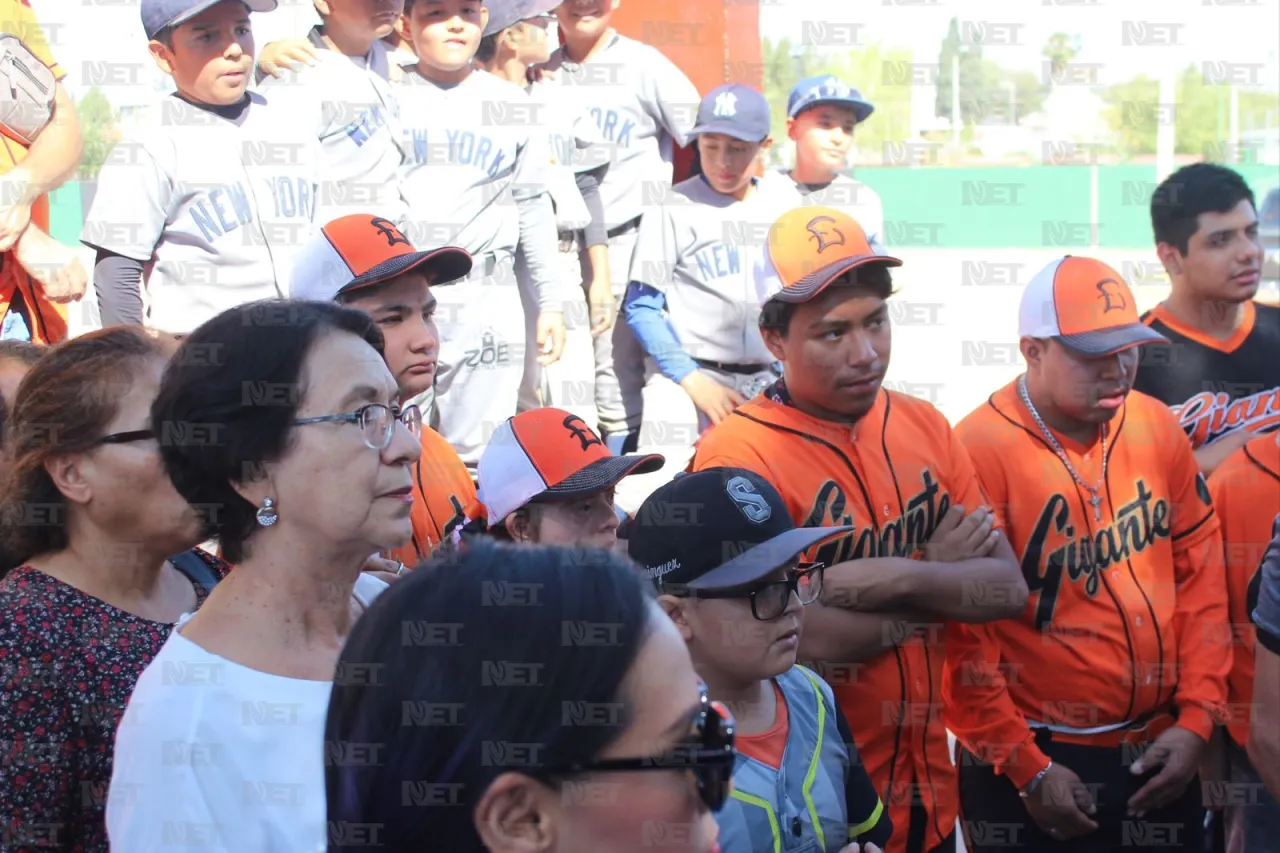 Le hacen su barda al parque de la liga El Granjero