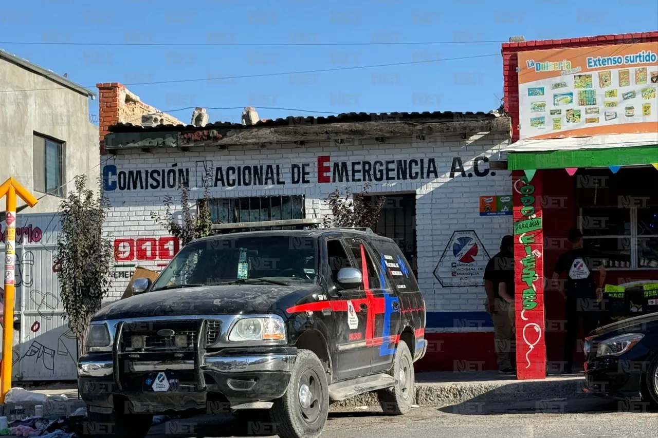 Paramédicos voluntarios invitan a la recolección de dulces para casa de espantos