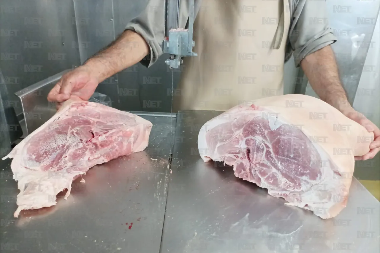 Tipo de cambio incrementa el precio de carne puerco y pollo