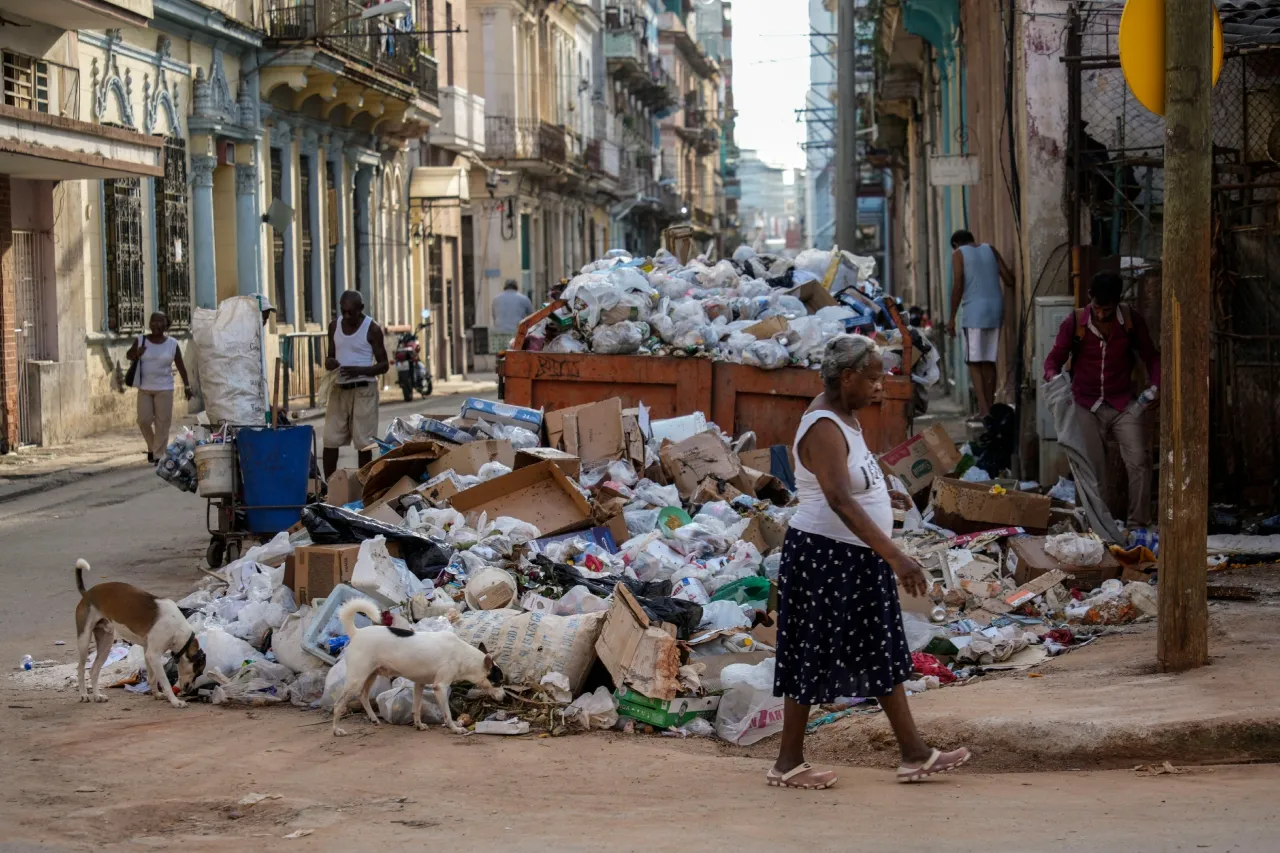 Basura y desabastecimiento de agua, las más recientes dificultades en Cuba