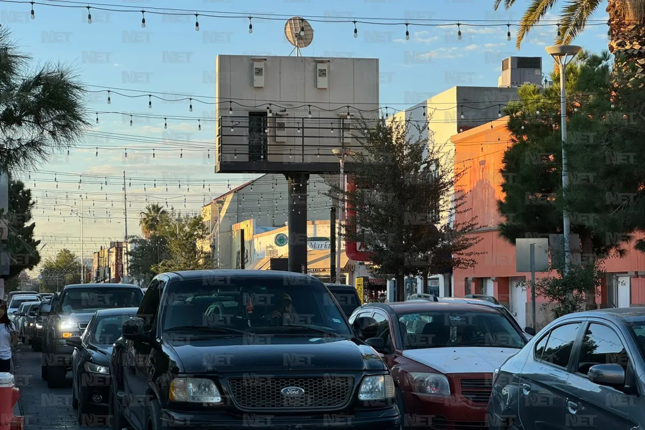 Día feriado en México y los puentes están llenos en Juárez