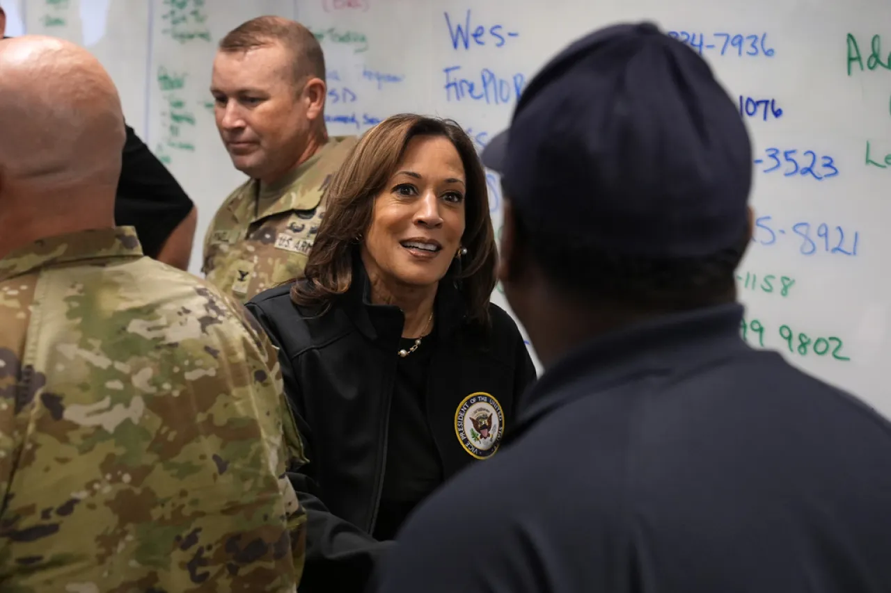 Biden y Harris visitan el sureste de EU para evaluar daños del huracán Helene