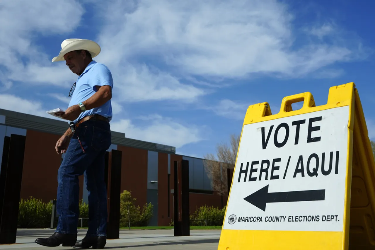 Hasta 218 mil personas se registraron para votar en Arizona