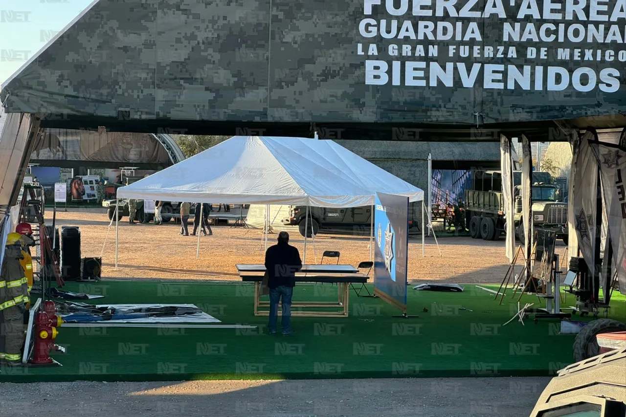 Avanzan preparativos para expo militar en la Plaza de la Mexicanidad