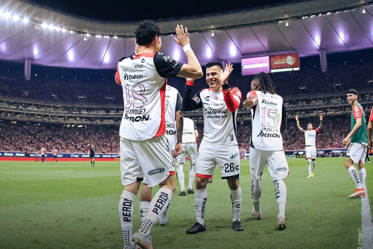 Atlas supera a Chivas para quedarse con el clásico de Guadalajara