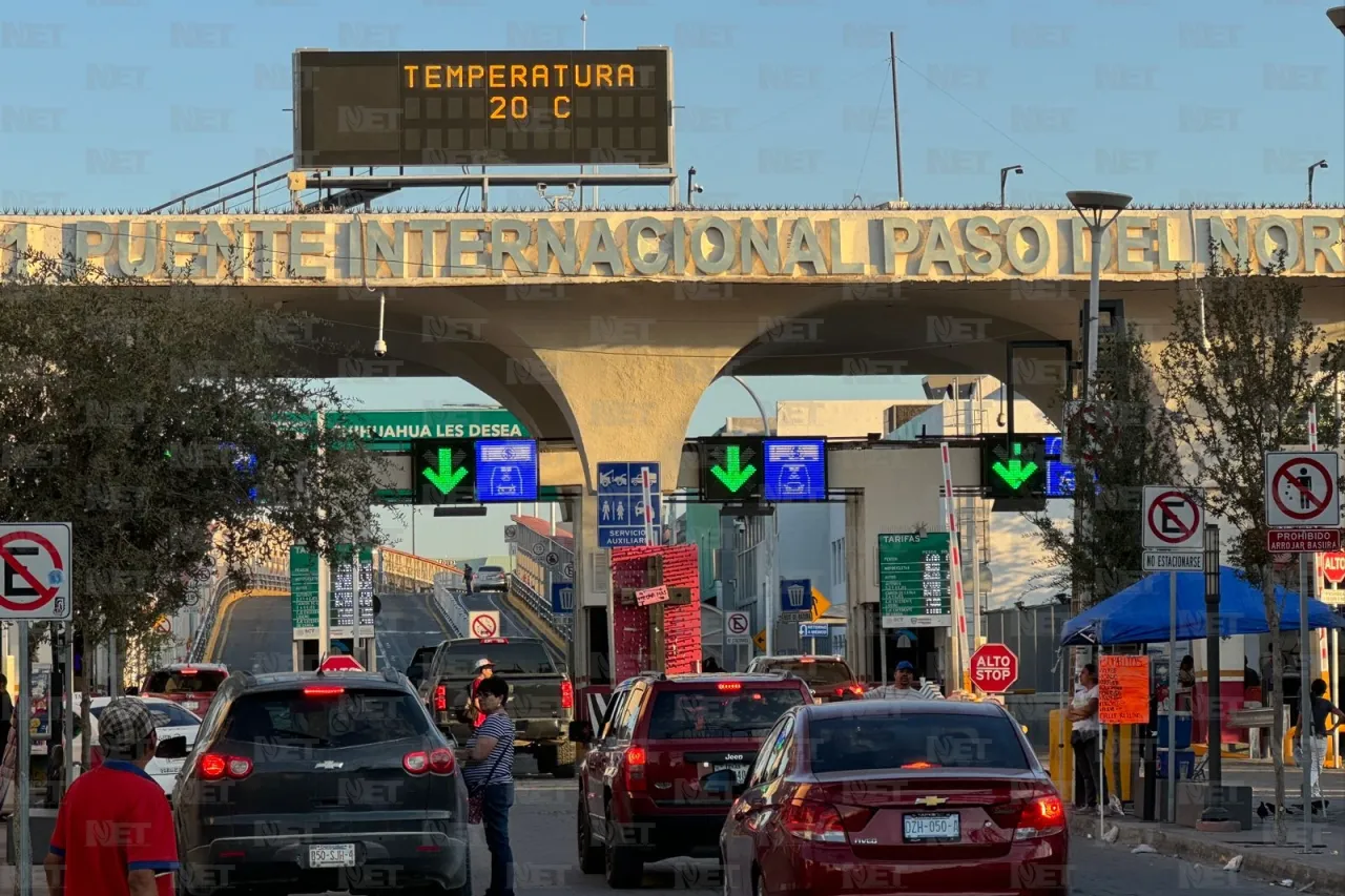 Pocas filas para cruzar a El Paso