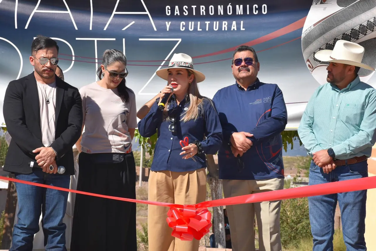 Premian a ganadores del Concurso Regional de Cerámica de Mata Ortiz