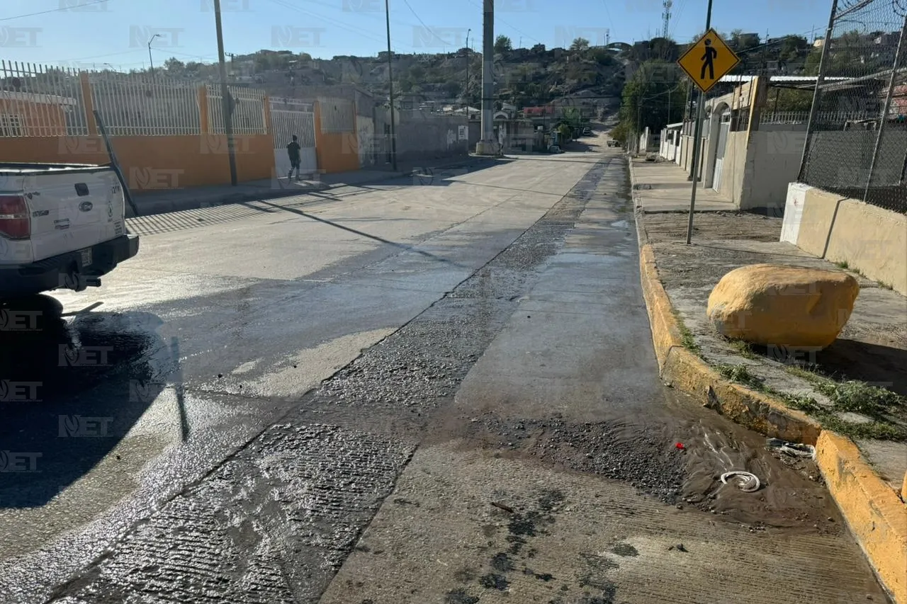 Pieza zafada, la causante de mega chorro de agua en la Insurgentes