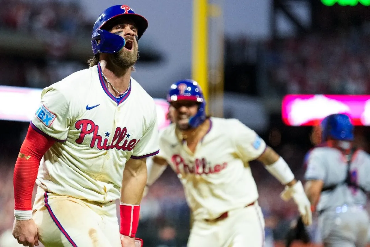 Nick Castellanos le 'roba' el juego 2 a los Mets