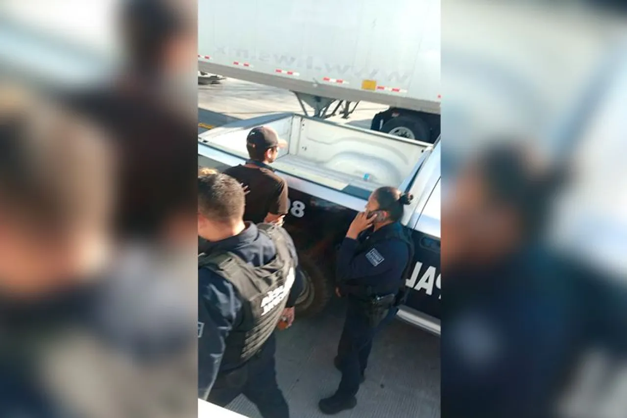 ¡Cámara! Sorprenden a sujeto asaltando a pasajeros en Juárez Bus