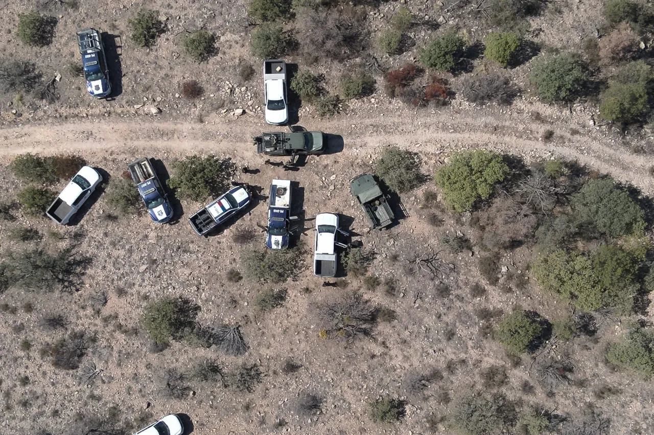 Localizan restos humanos en fosas en El Sauz