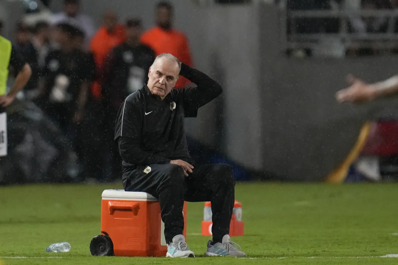 Sorprende Perú a Uruguay en las Eliminatorias